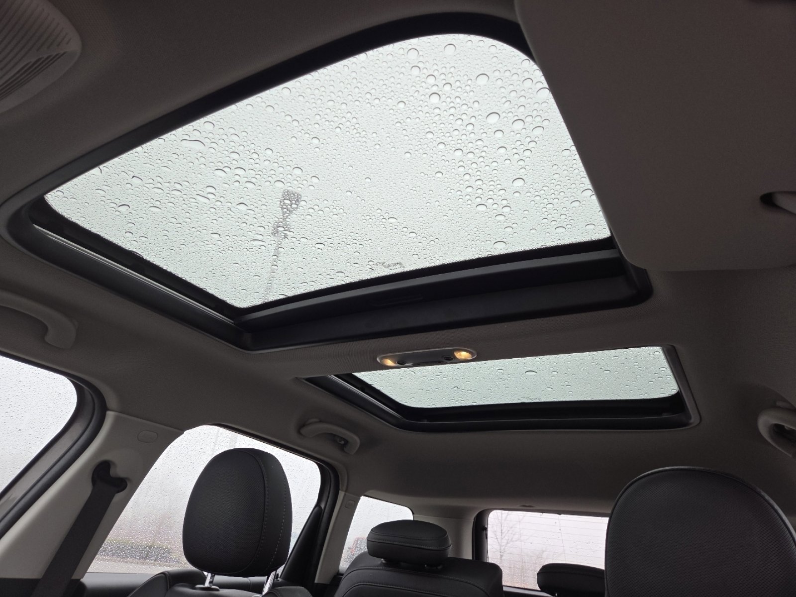 Used 2019 MINI Cooper Countryman S w/ Premium Package image 3