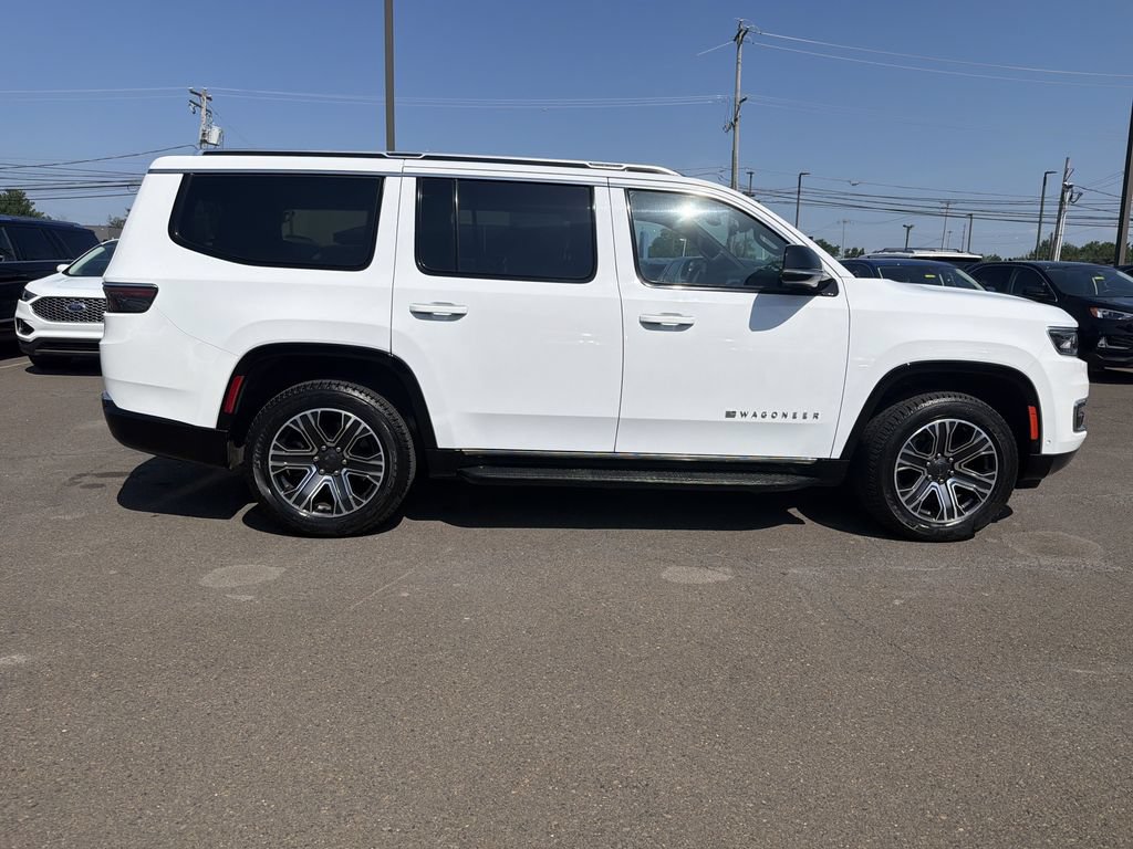 Used 2023 Jeep Wagoneer 4WD w/ Premium Group I image 6