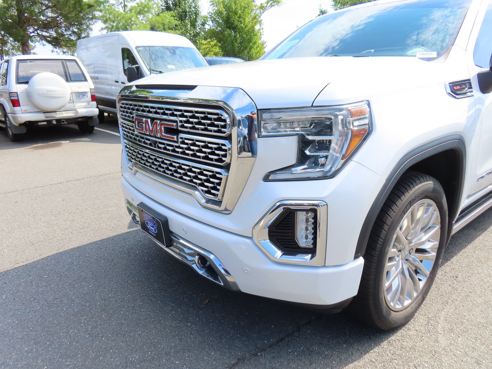 Used 2019 GMC Sierra 1500 Denali w/ Denali Ultimate Package AWD/4WD image 8