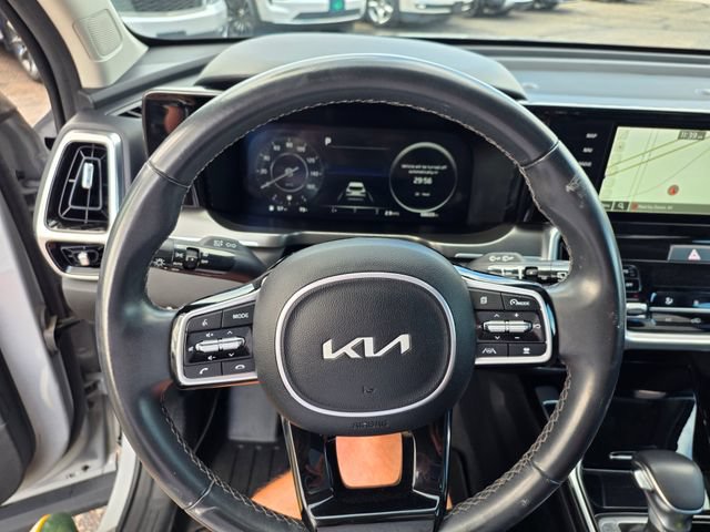 Used 2023 Kia Sorento SX AWD/4WD image 29