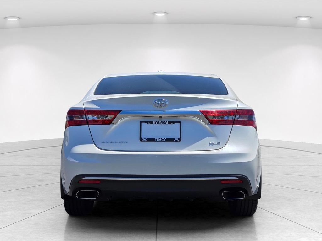 Used 2018 Toyota Avalon XLE Premium FWD image 5
