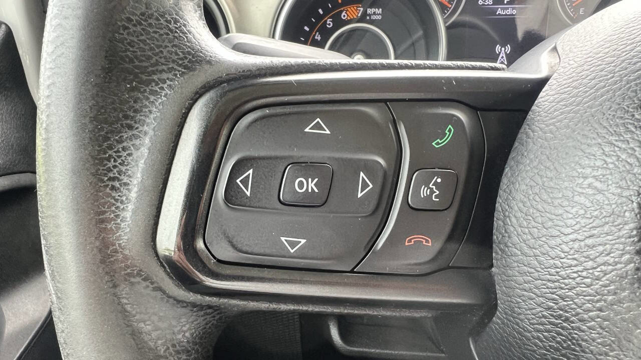 Used 2018 Jeep Wrangler Unlimited Sport image 17