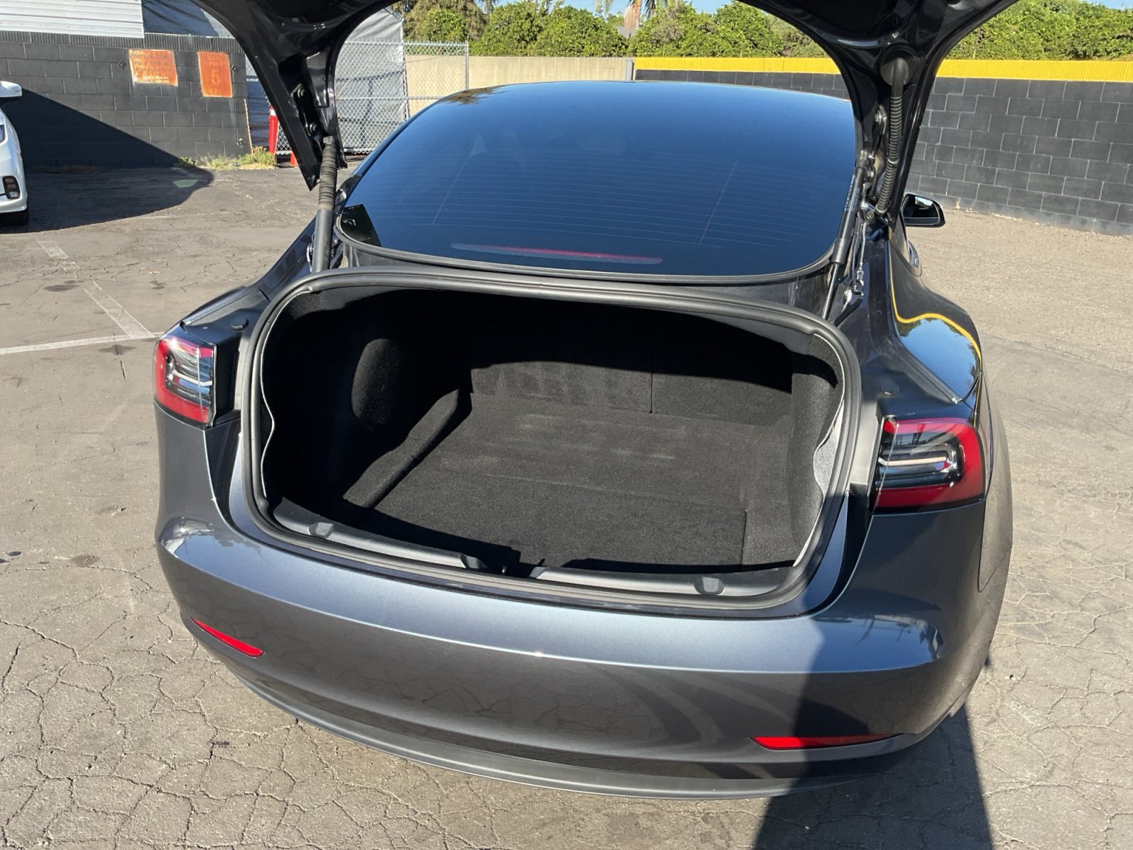 Used 2023 Tesla Model 3 Standard Range RWD image 26