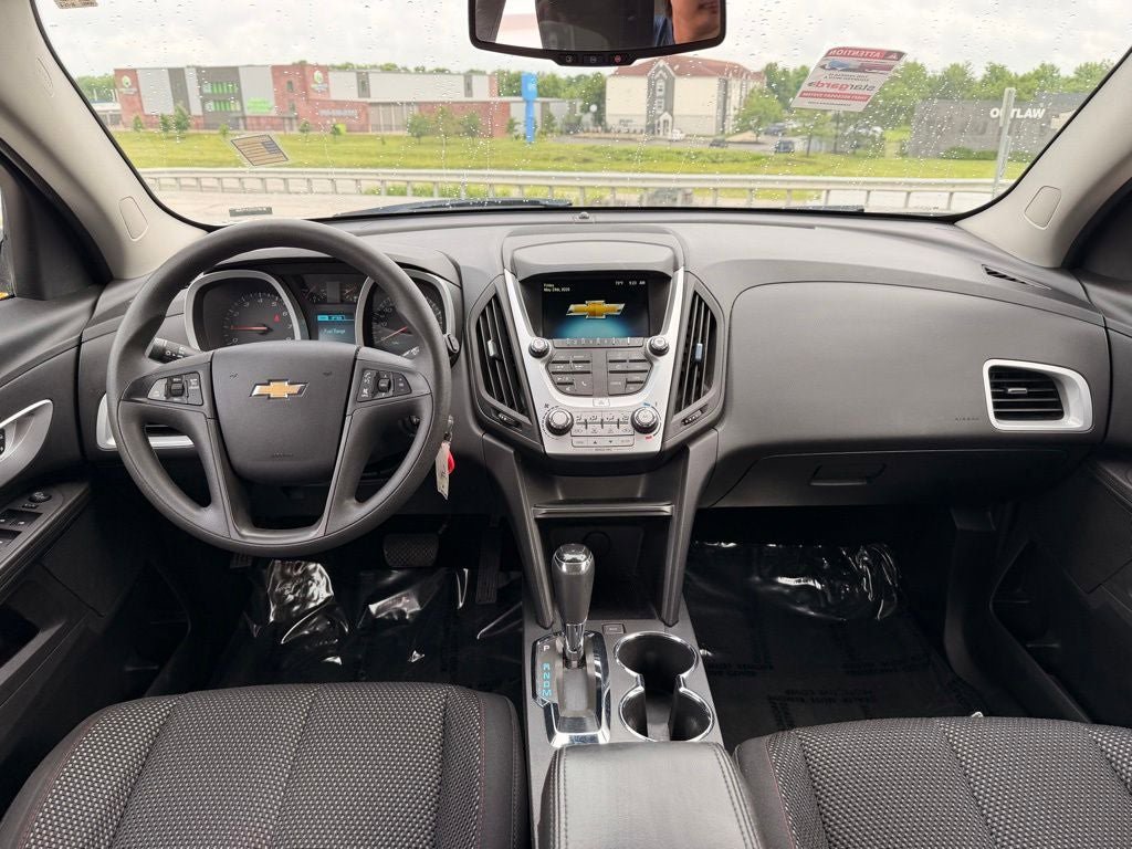 Used 2017 Chevrolet Equinox LS FWD image 26