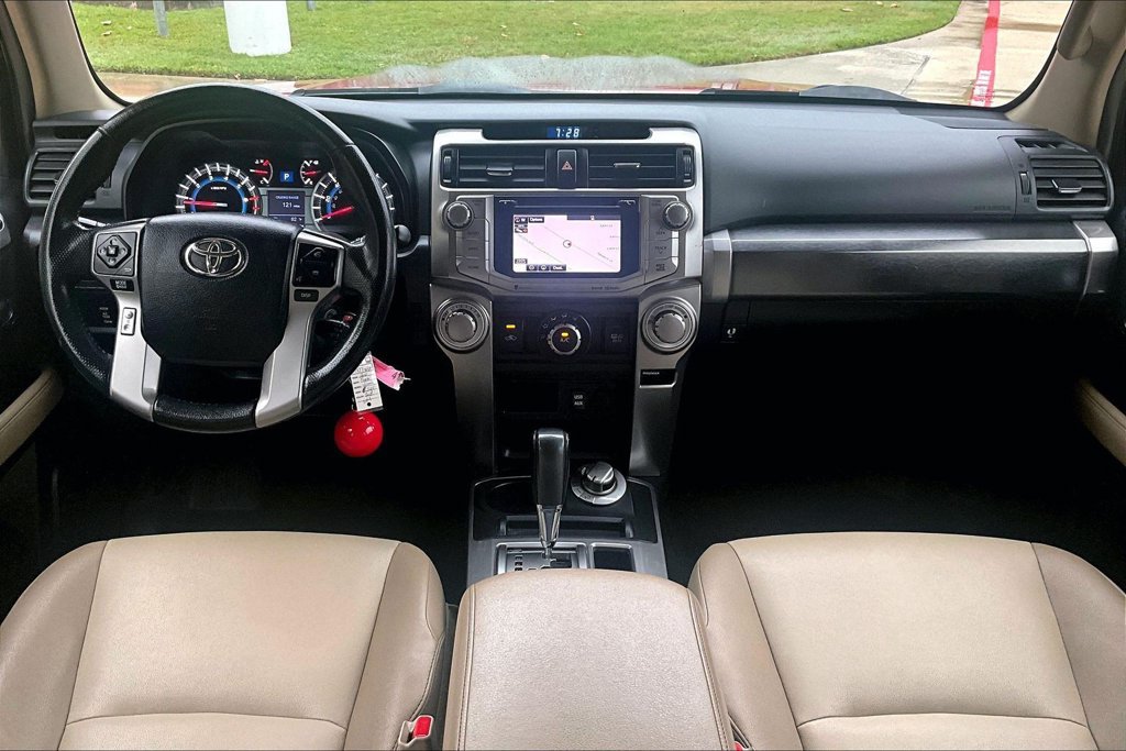 Used 2016 Toyota 4Runner SR5 Premium AWD/4WD image 20