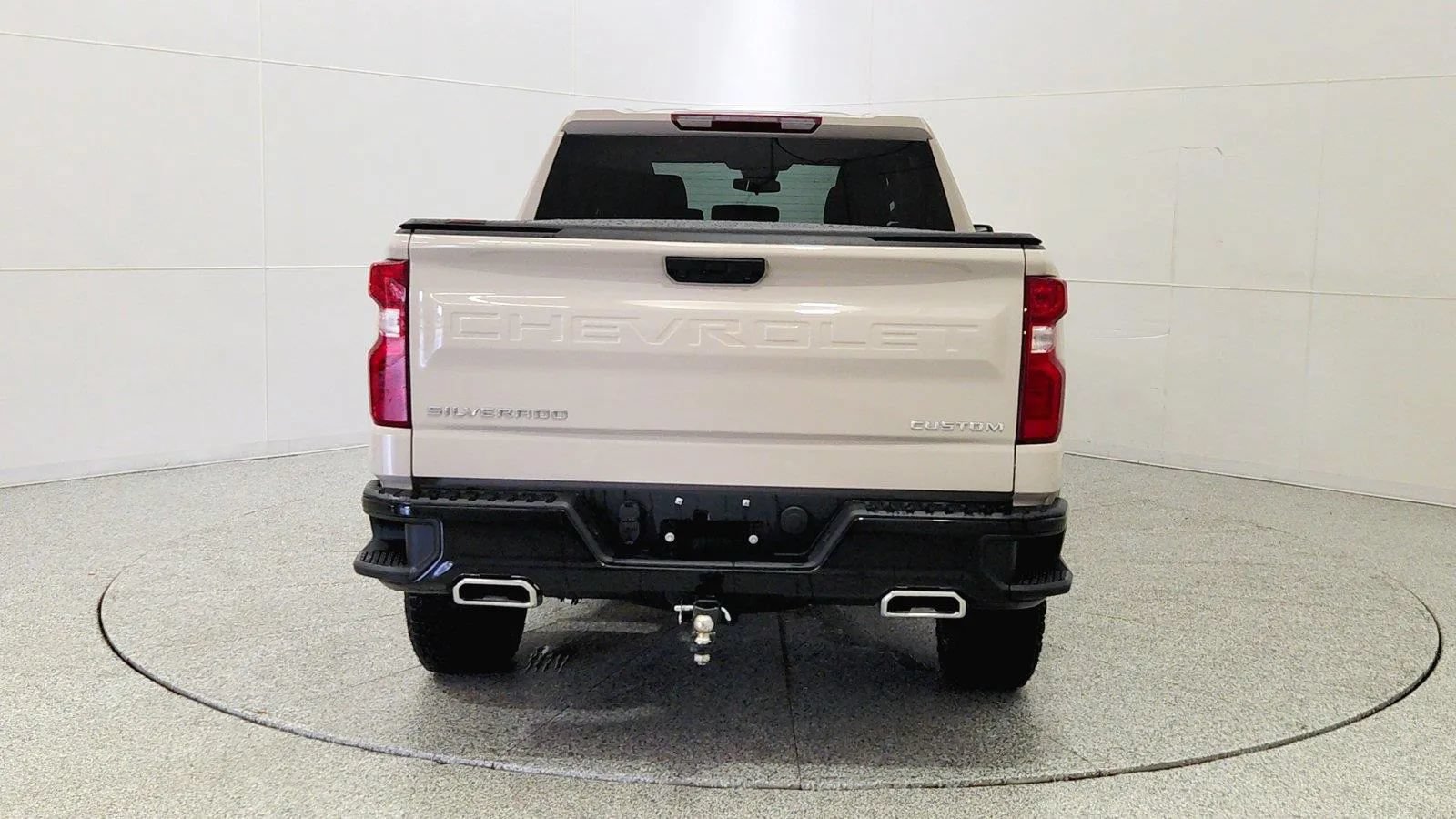 Used 2026 Chevrolet Silverado 1500 Custom Trail Boss AWD/4WD image 6