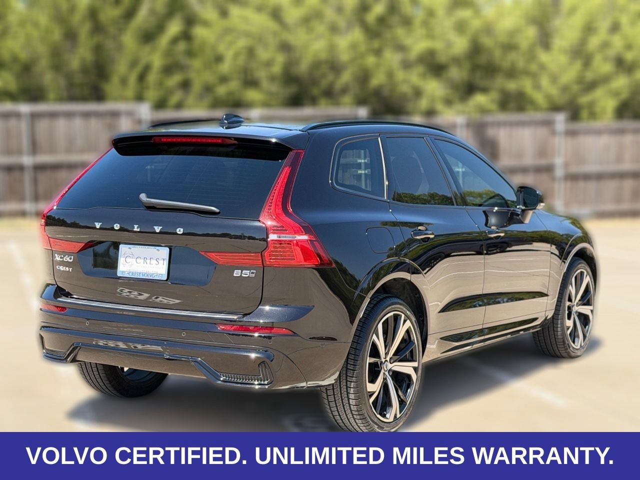 Certified 2025 Volvo XC60 B5 Ultra w/ Protection Package Premier AWD/4WD image 7