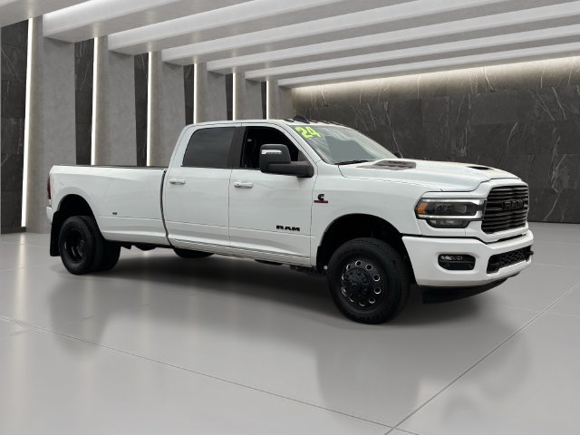 Used 2024 RAM 3500 Laramie w/ Night Edition AWD/4WD image 8