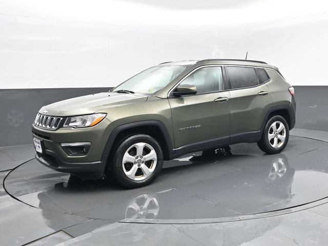 Used 2018 Jeep Compass Latitude AWD/4WD image 1
