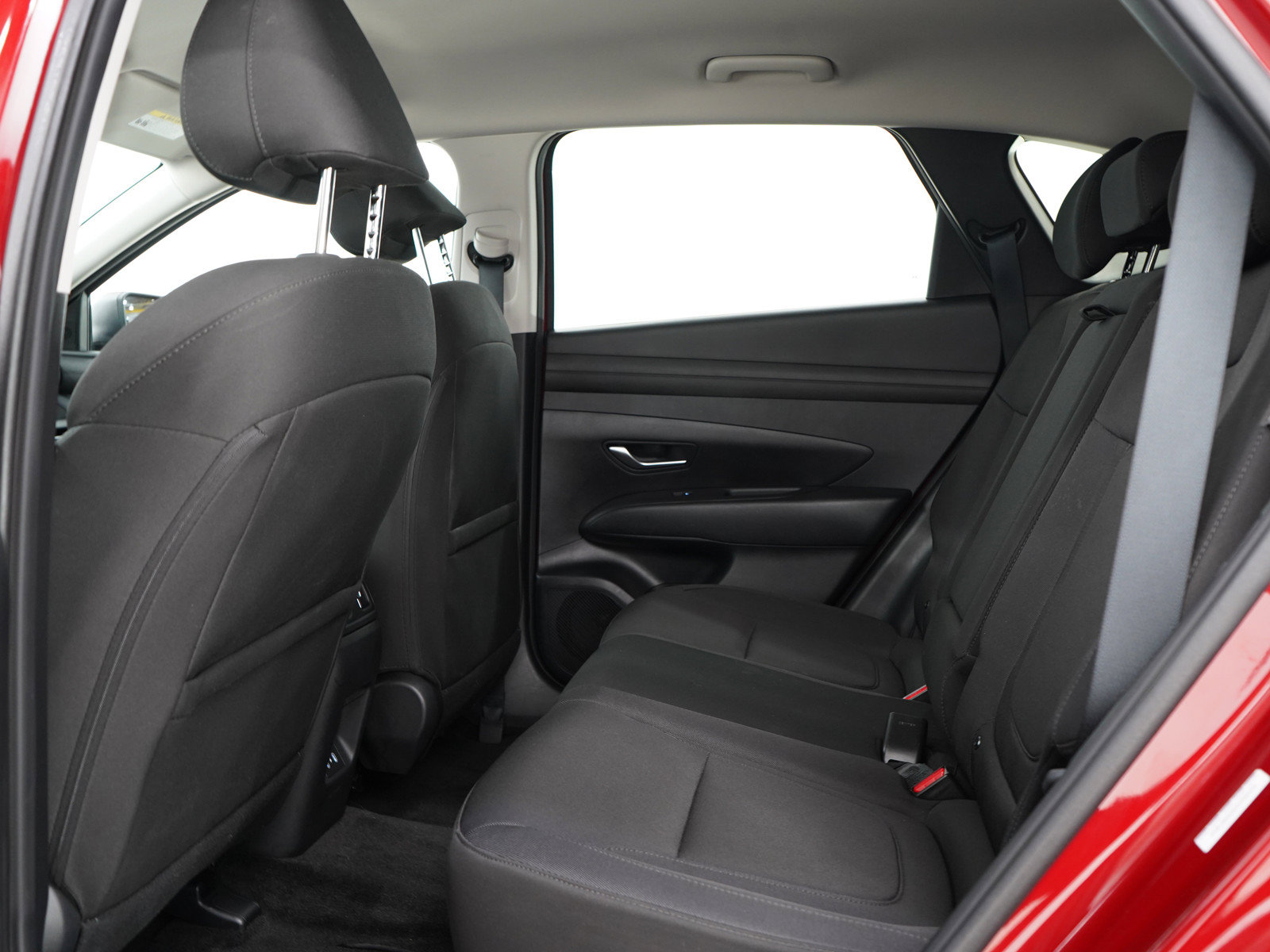 Used 2025 Hyundai Tucson SEL AWD/4WD image 16