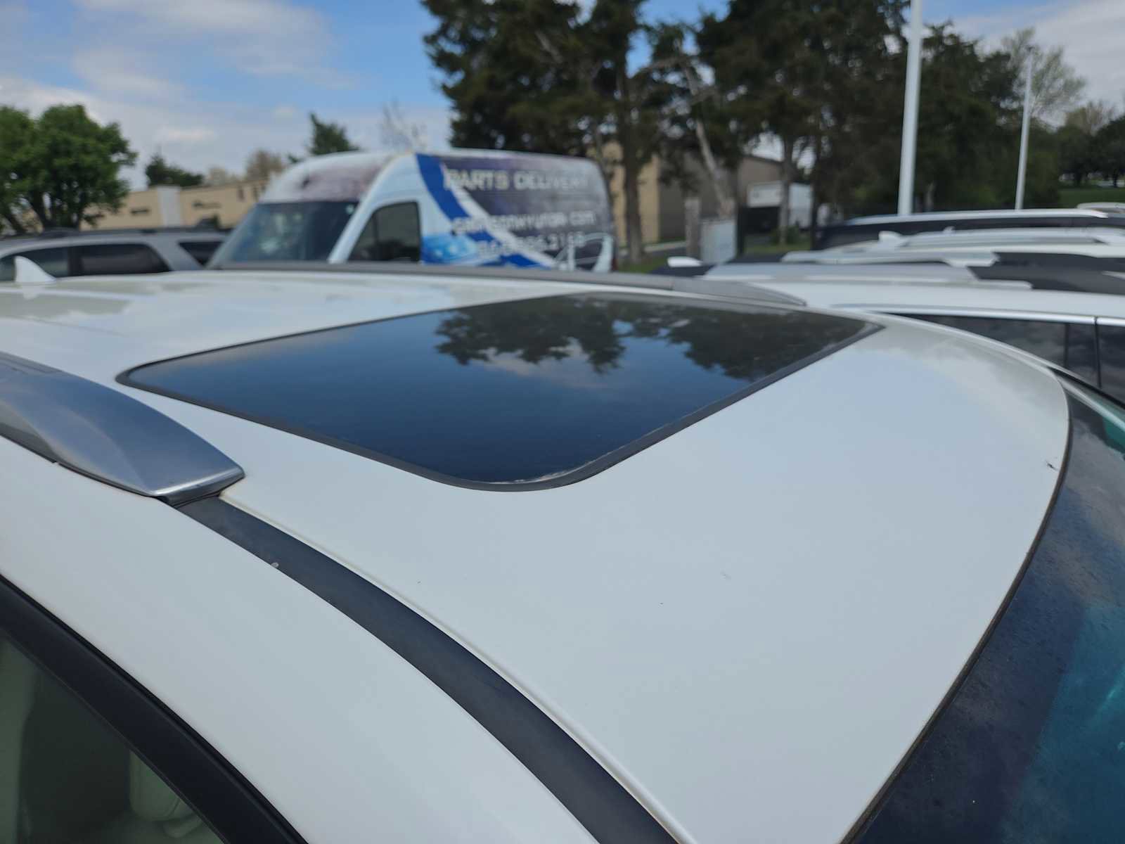 Used 2018 Lexus GX 460 Premium w/ Premium Package image 3