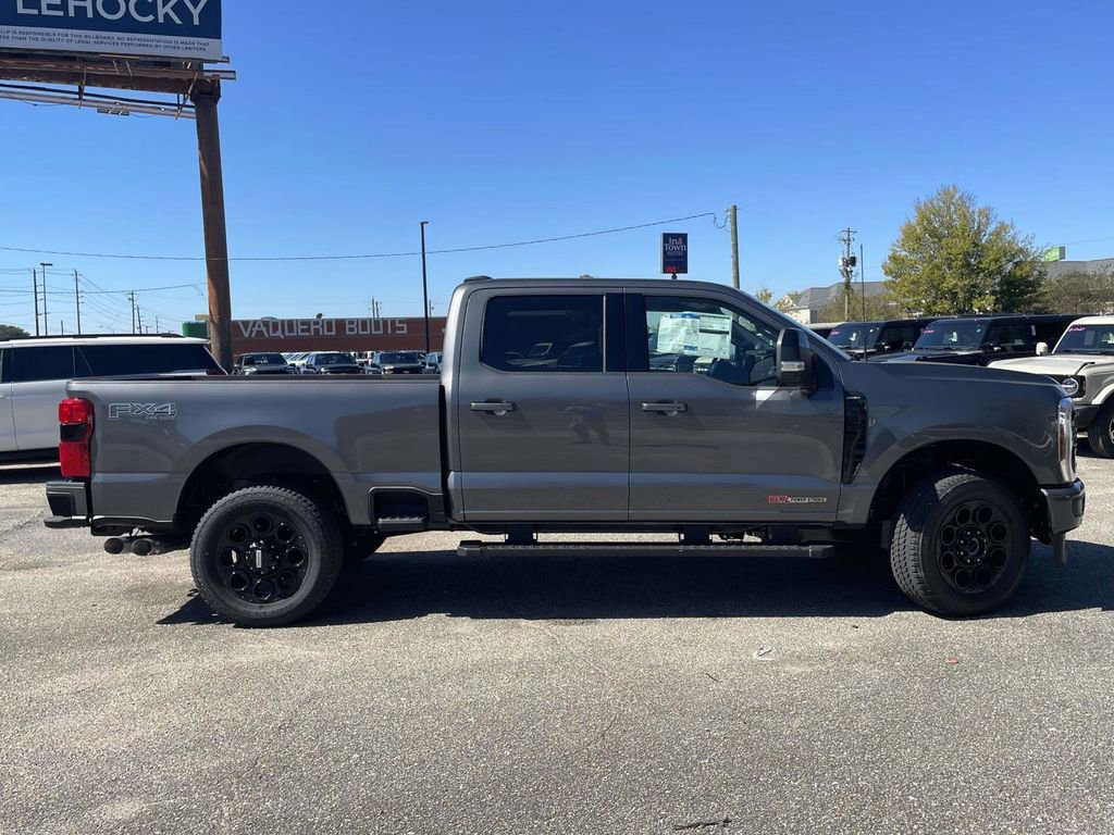 New 2026 Ford F350 Lariat w/ Black Appearance Package image 2