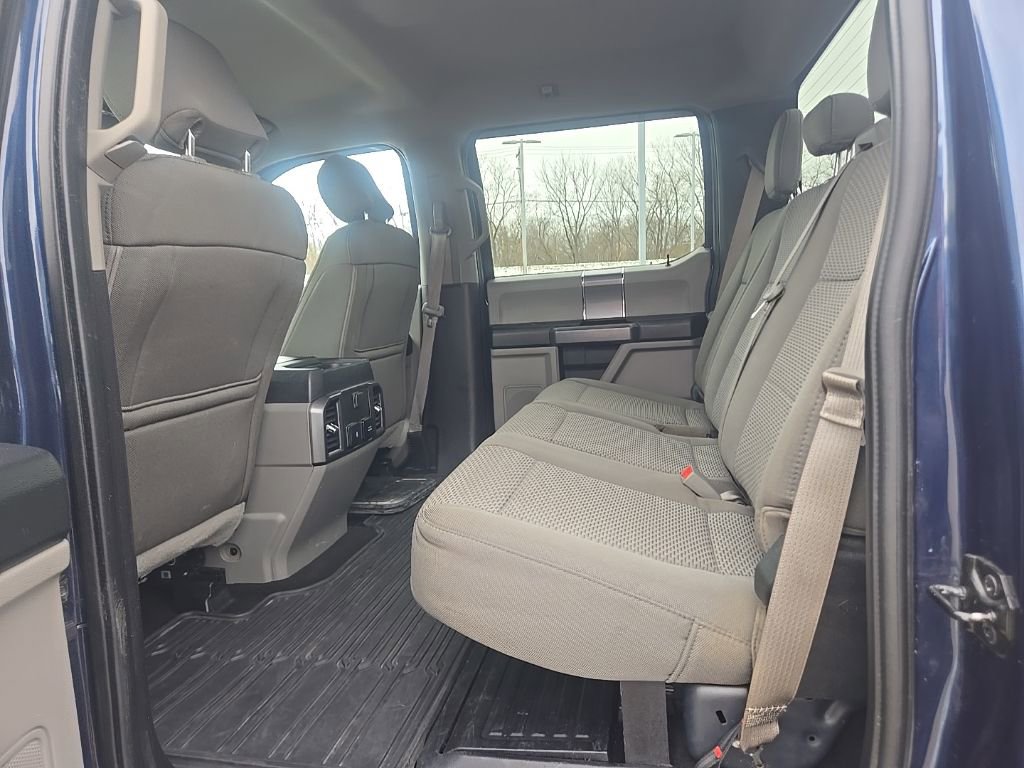 Used 2019 Ford F250 XLT w/ XLT Premium Package image 32