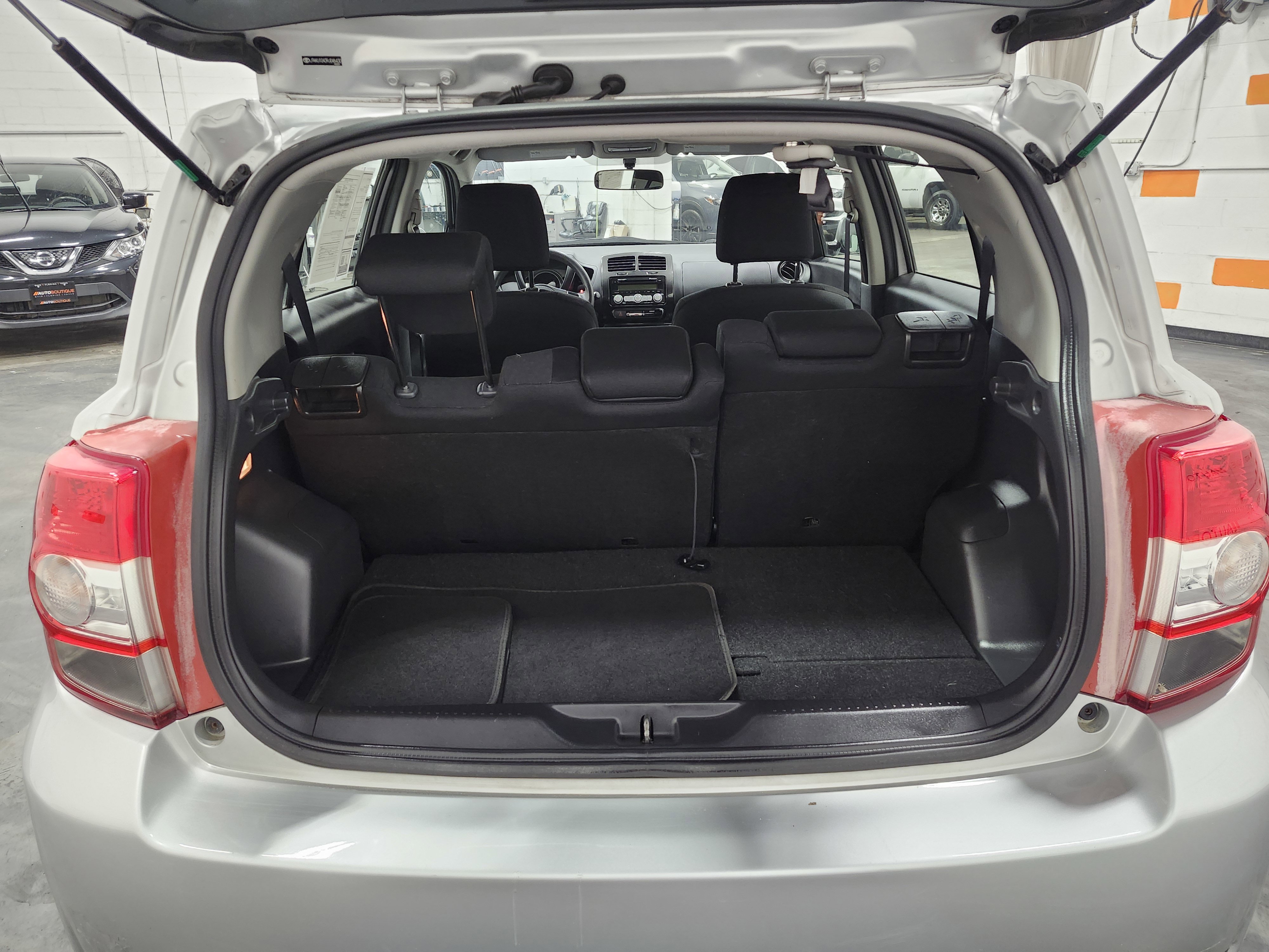 Used 2009 Scion xD image 20