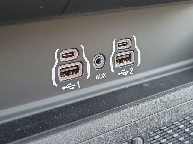 New 2026 RAM 1500 Laramie w/ Sport Appearance Package AWD/4WD image 31