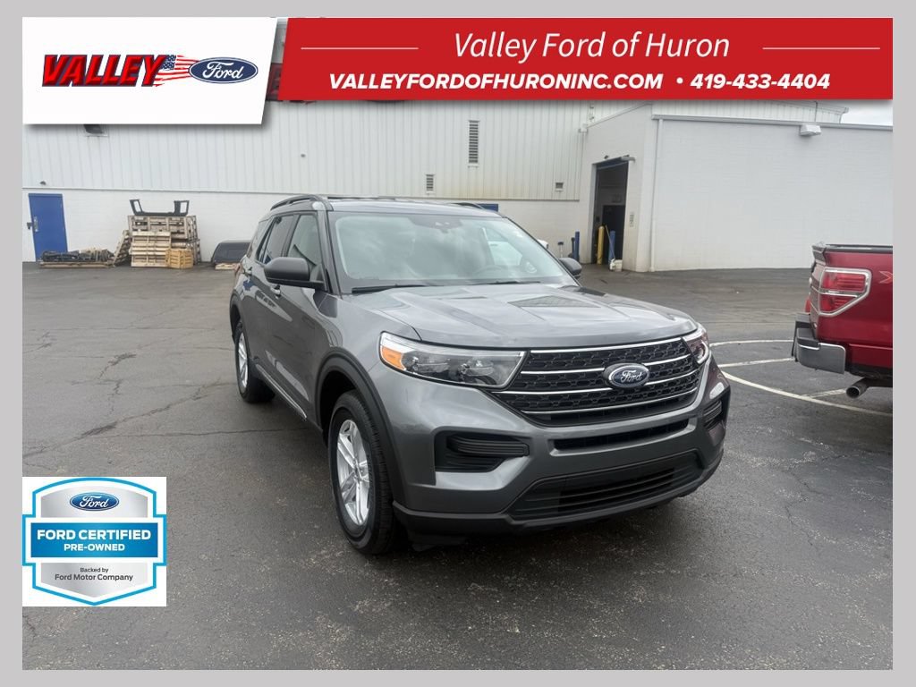 Used 2024 Ford Explorer XLT AWD/4WD image 1