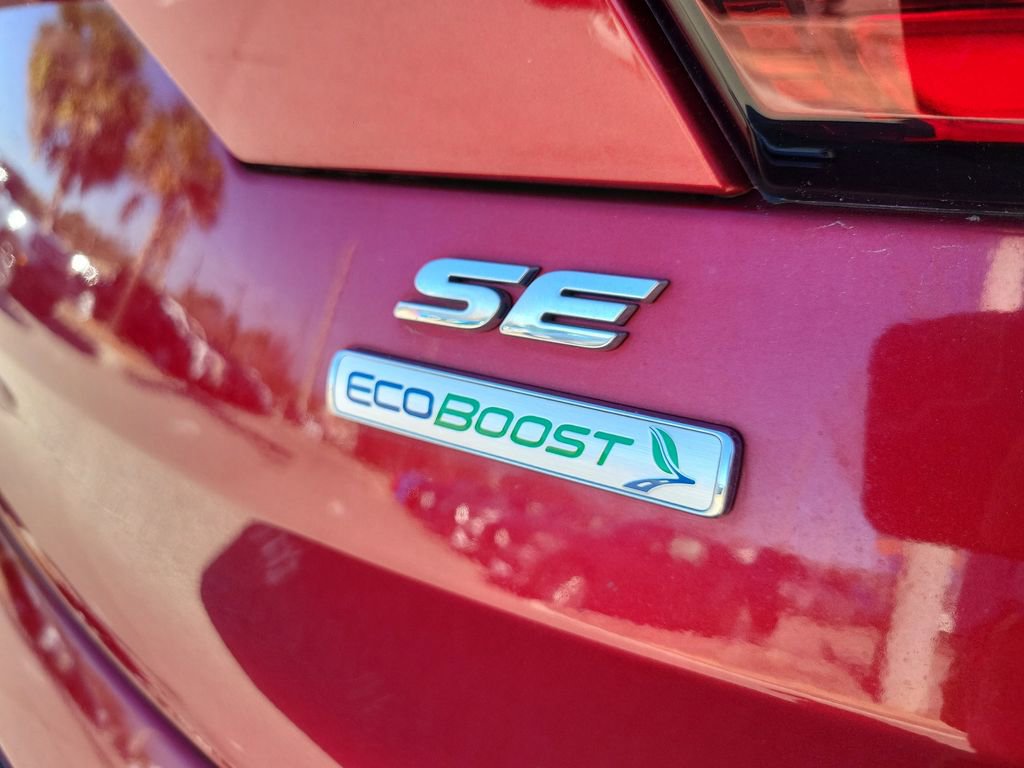 Used 2019 Ford Escape SE image 7