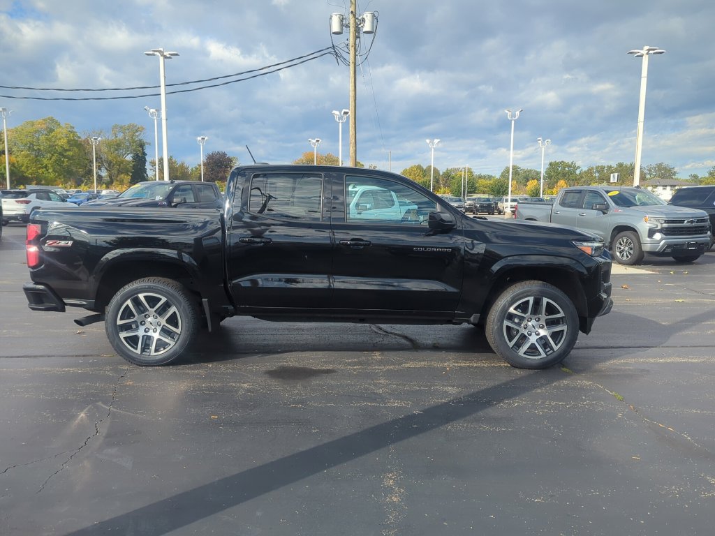 Certified 2023 Chevrolet Colorado Z71 w/ Z71 Convenience Package 2 AWD/4WD image 10