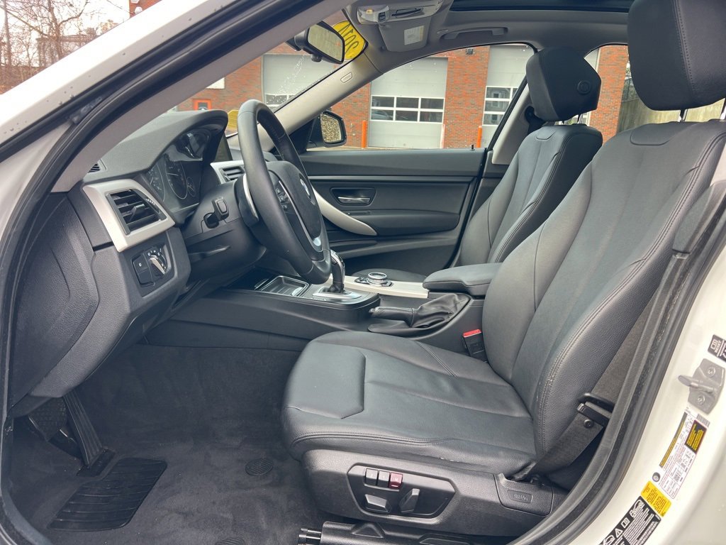 Used 2014 BMW 328i Gran Turismo xDrive image 12