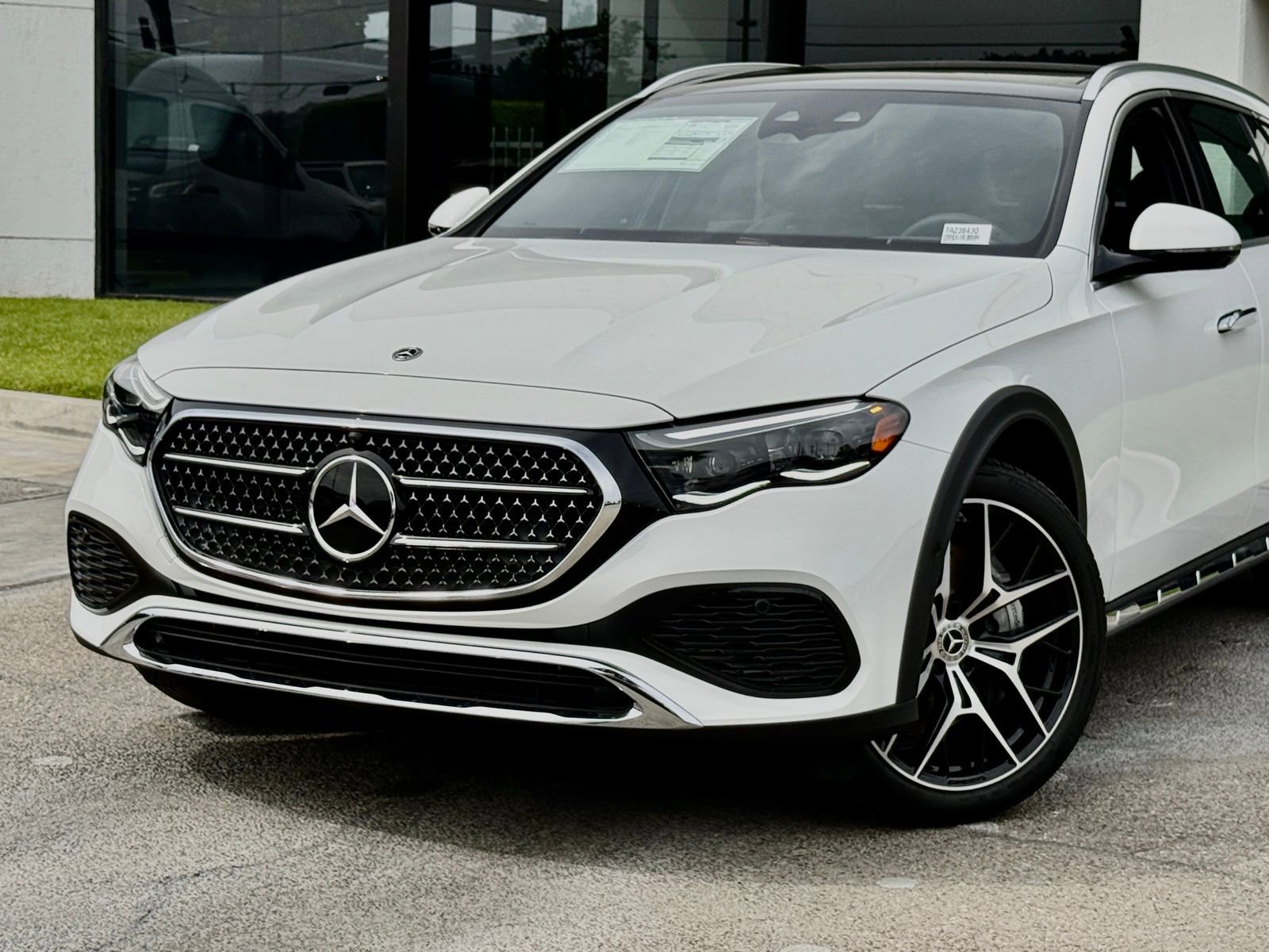 New 2026 Mercedes-Benz E 450 4MATIC All-Terrain Wagon image 3