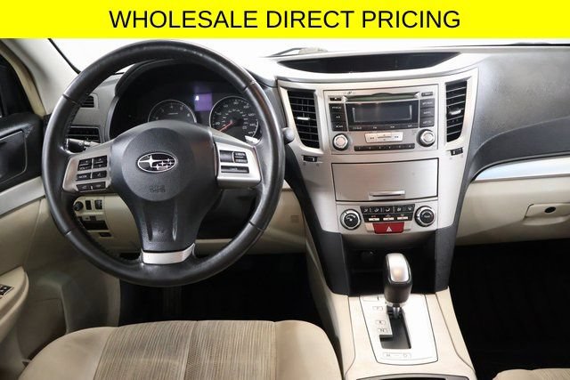 Used 2013 Subaru Outback 2.5i Premium AWD/4WD image 14