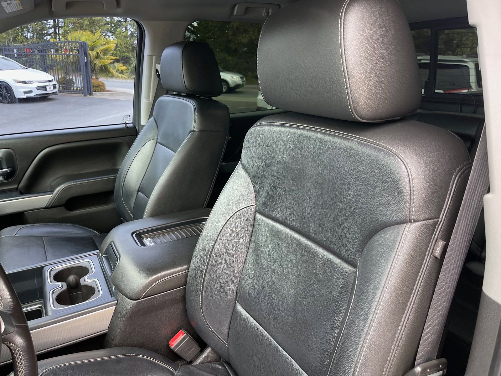 Used 2018 Chevrolet Silverado 1500 LTZ Z71 w/ LTZ Plus Package AWD/4WD image 12