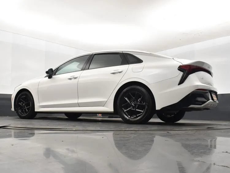 Used 2025 Kia K5 LXS FWD image 12