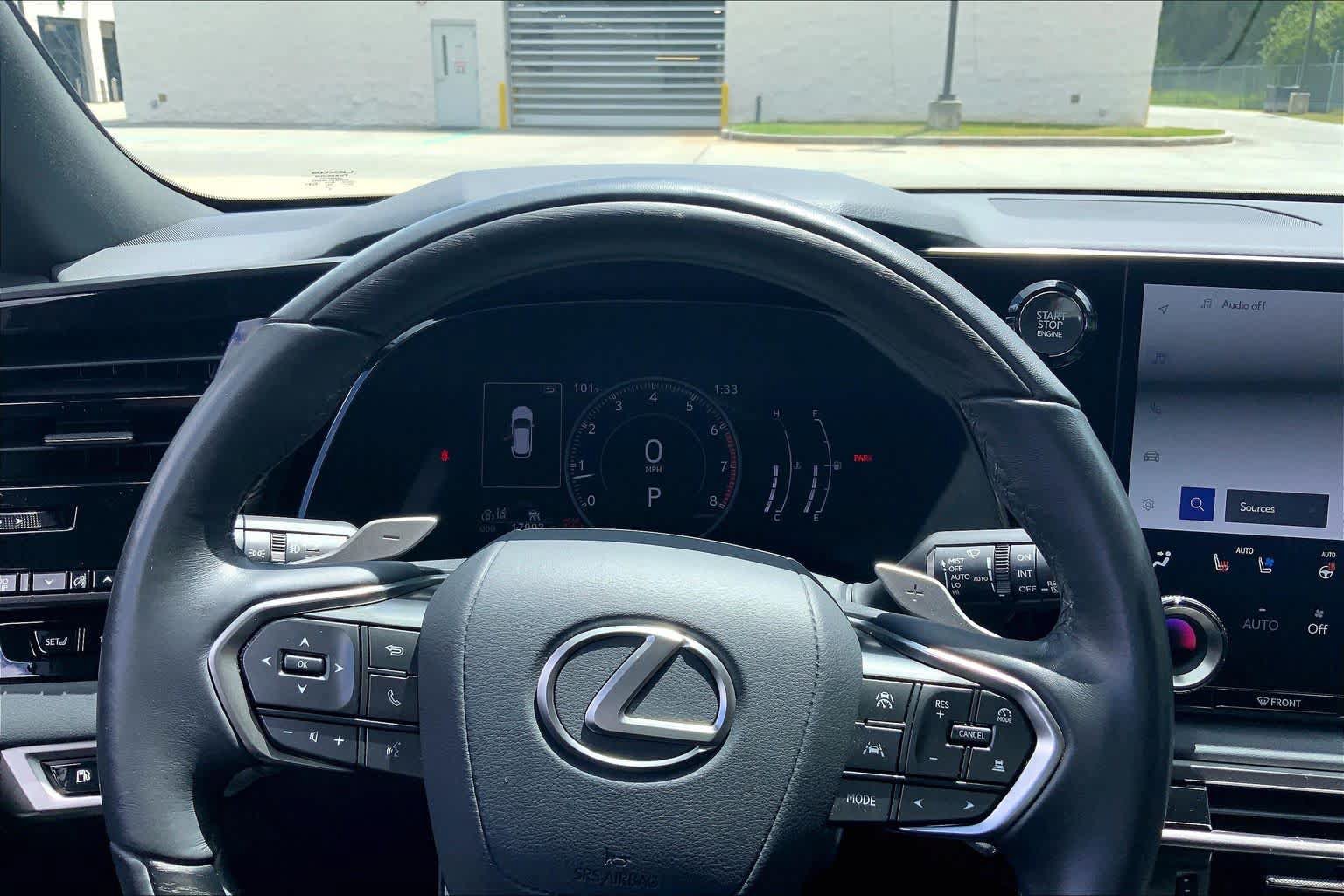 Used 2024 Lexus RX 350 Premium w/ Accessory Package (Z1) FWD image 25