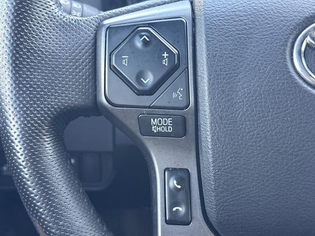Used 2023 Toyota Tacoma TRD Off-Road w/ Technology Package AWD/4WD image 19