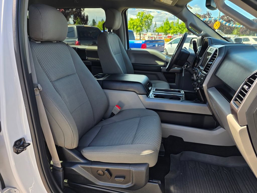 Used 2019 Ford F150 XLT w/ Equipment Group 302A Luxury AWD/4WD image 21