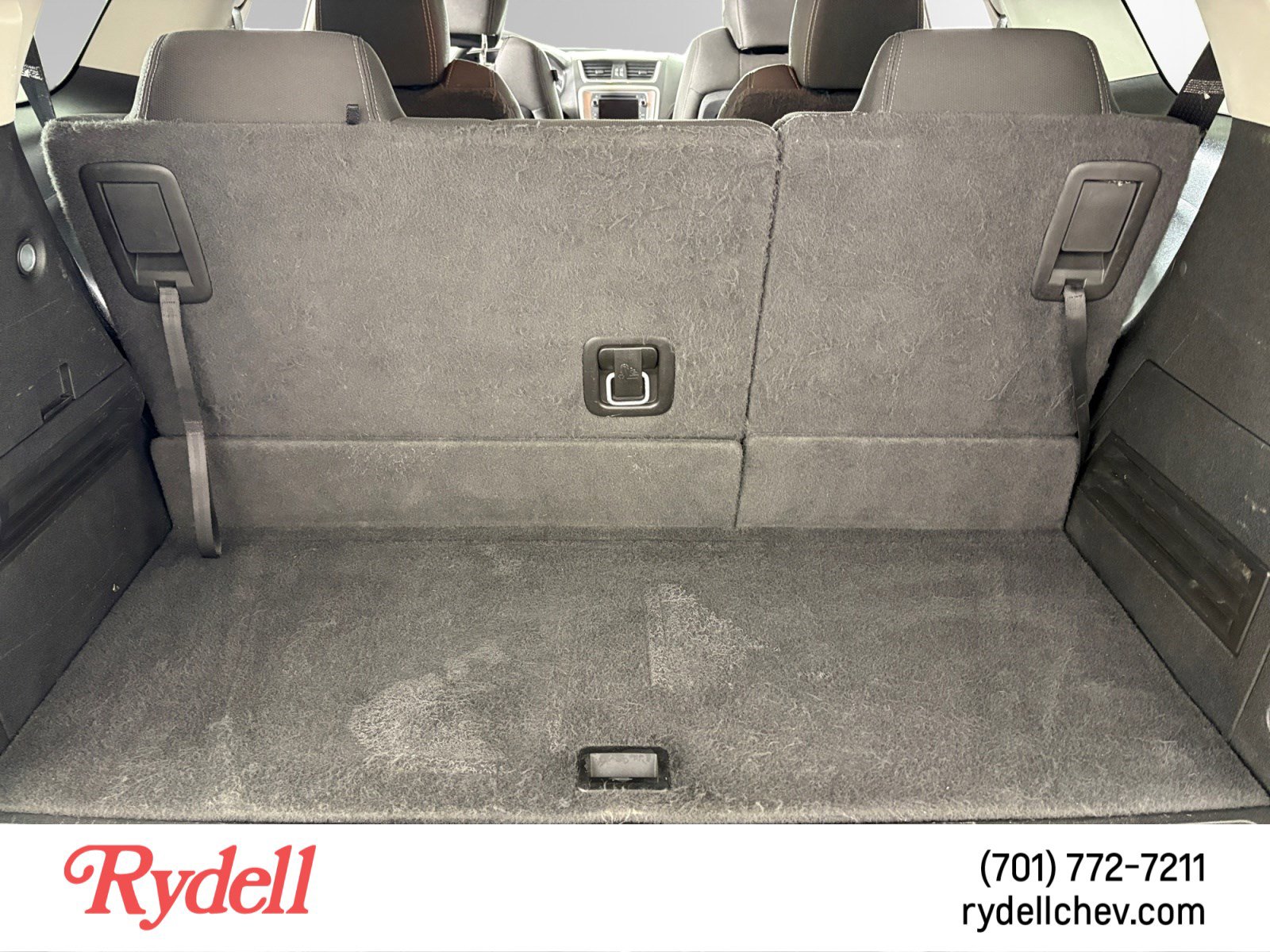 Used 2016 GMC Acadia SLE image 19