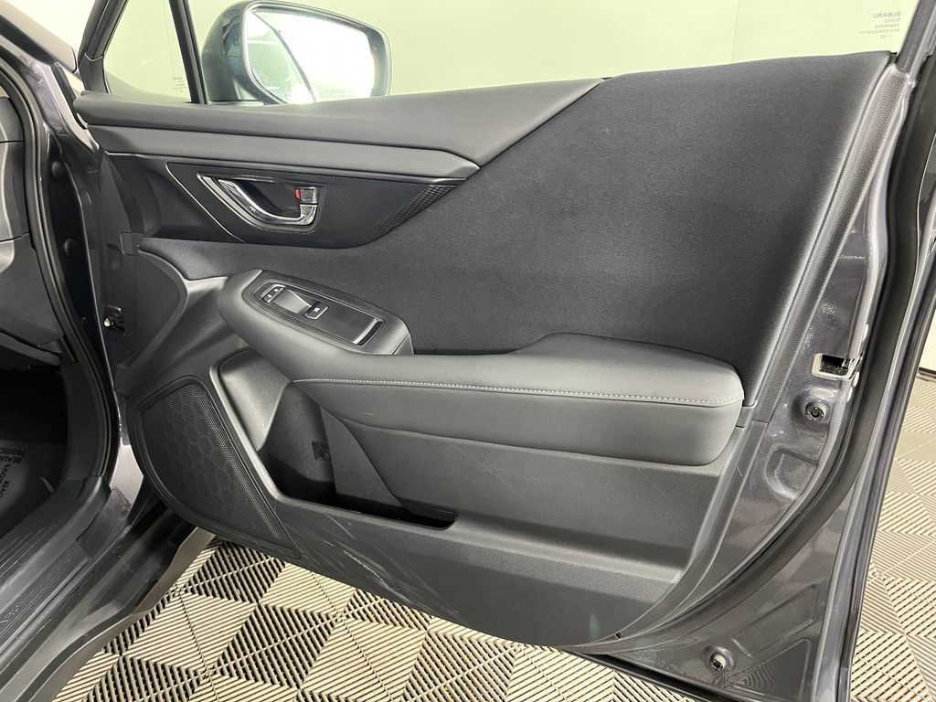 Used 2024 Subaru Outback Premium AWD/4WD image 16