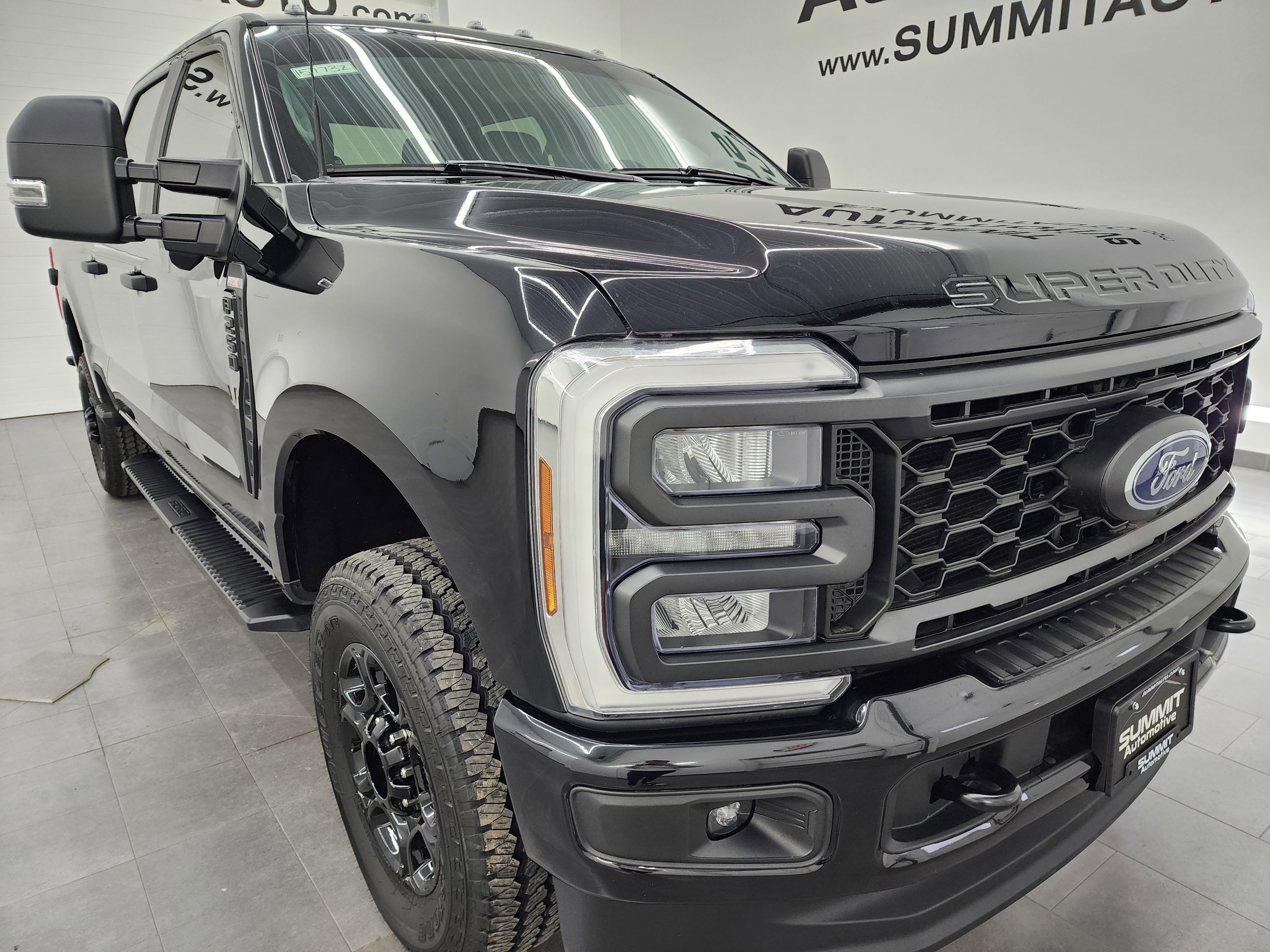 Used 2024 Ford F250 XL w/ STX Appearance Package image 2