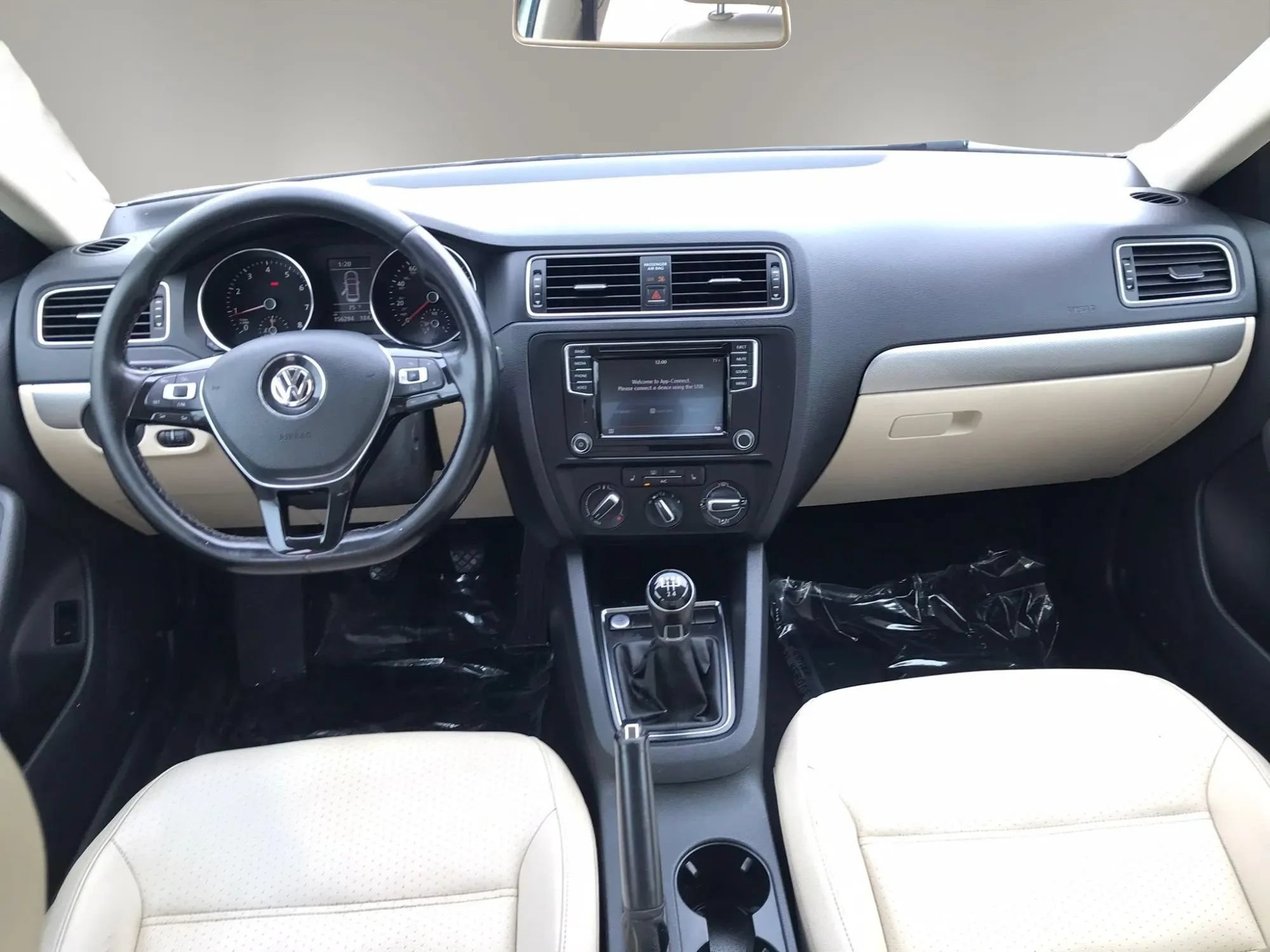 Used 2017 Volkswagen Jetta SE FWD image 37