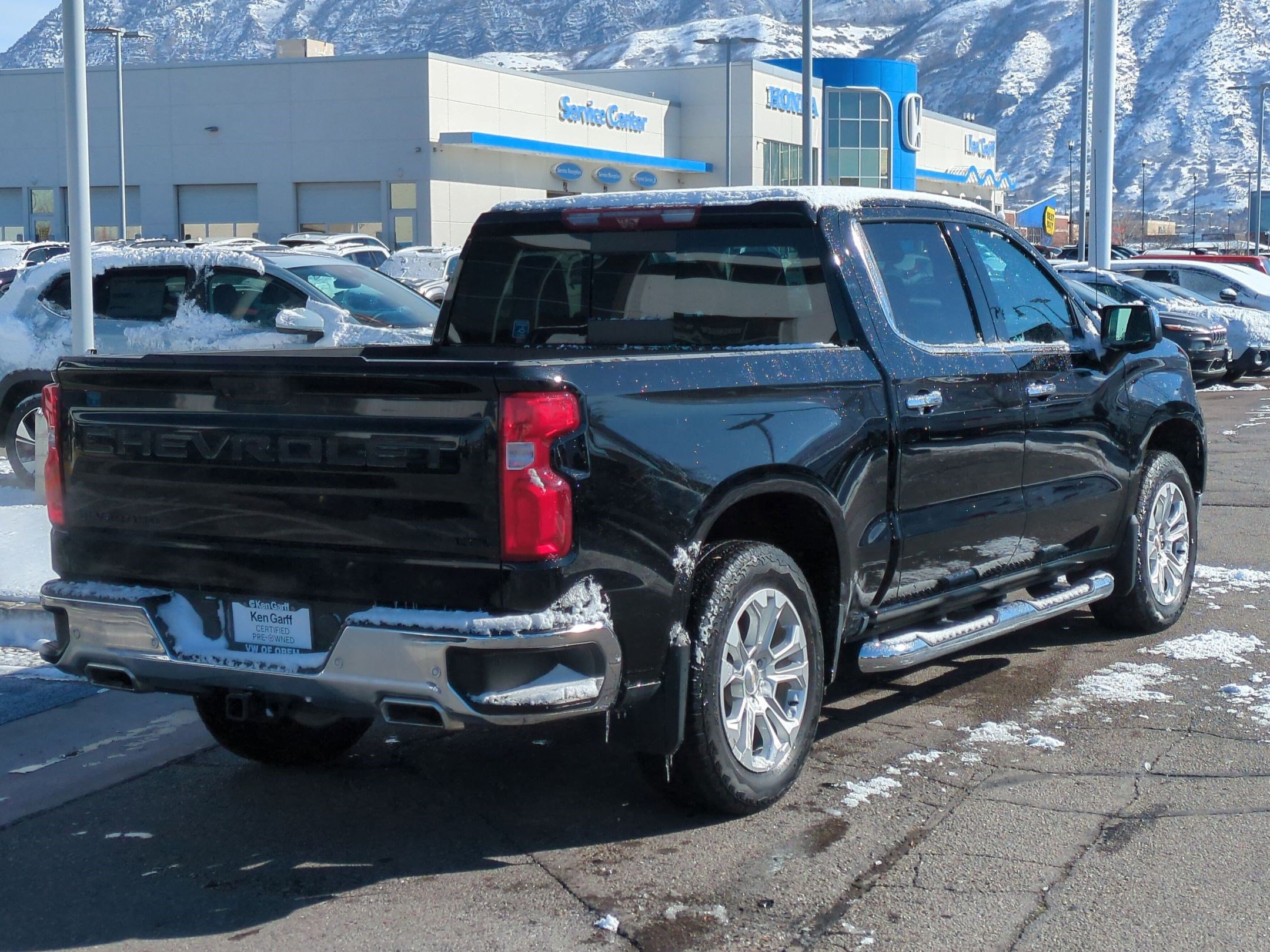 Used 2022 Chevrolet Silverado 1500 LTZ w/ LTZ Premium Package image 3