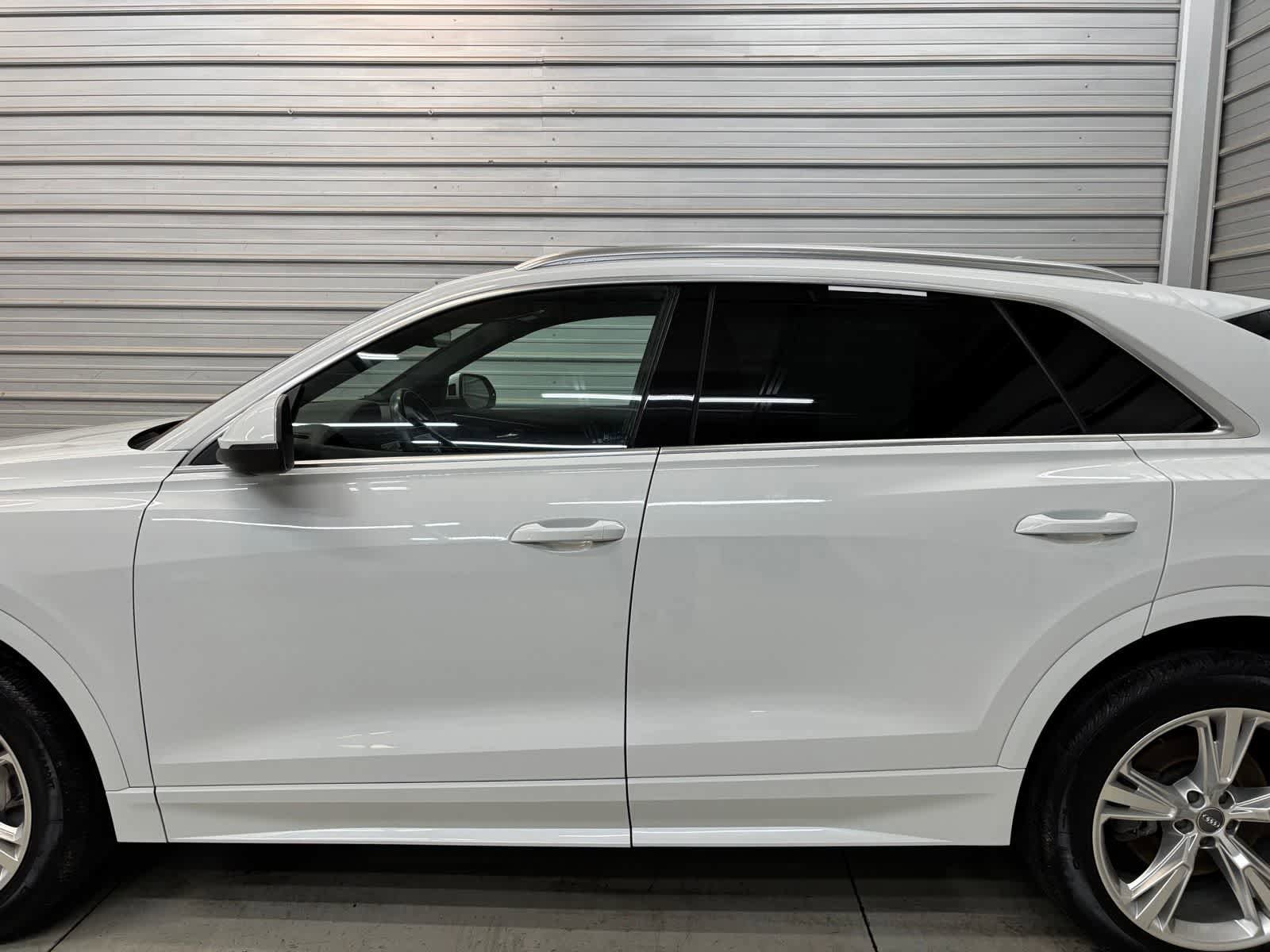 Used 2019 Audi Q8 Premium Plus w/ Premium Plus image 7