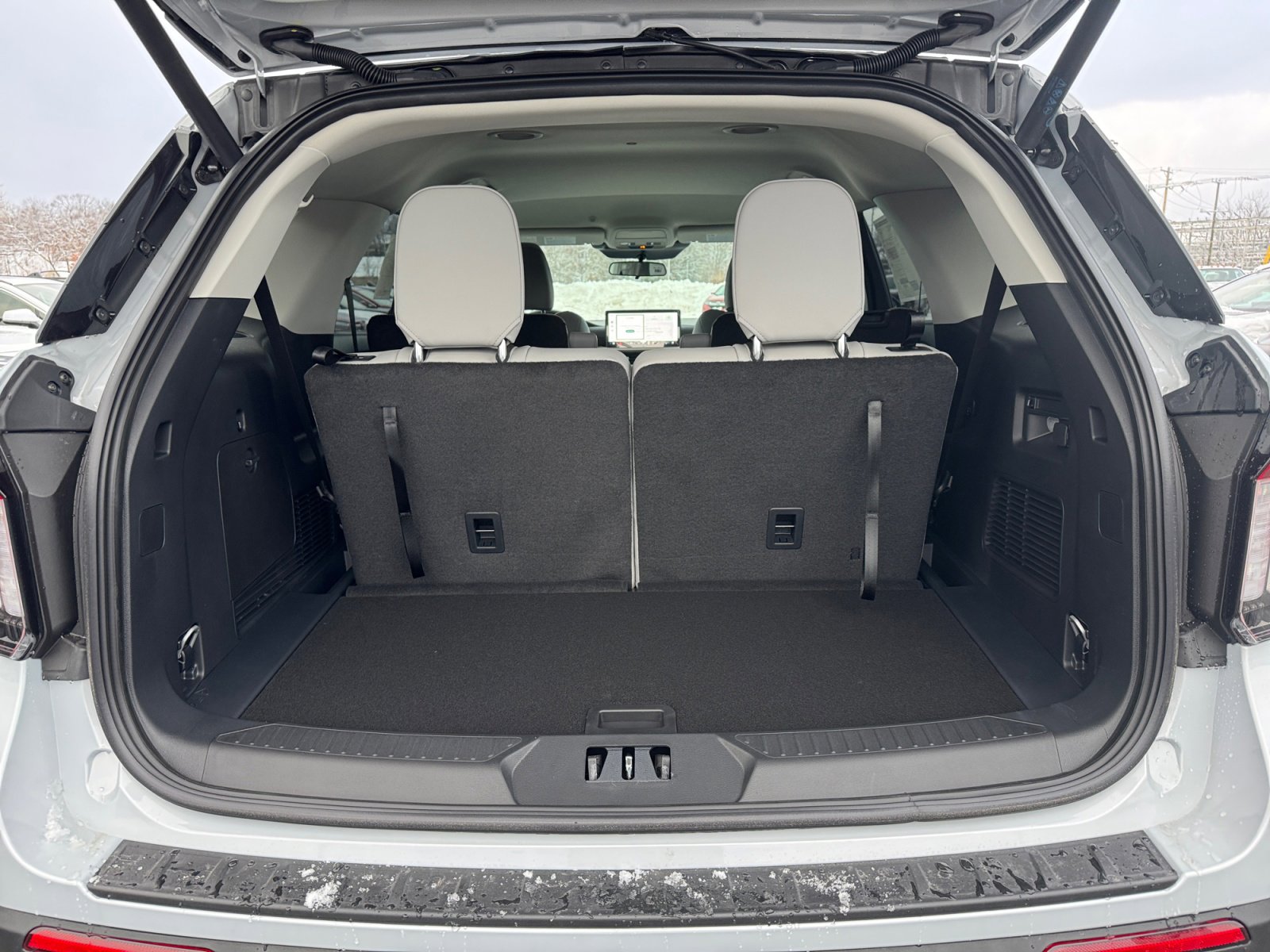 New 2026 Ford Explorer Active w/ Active Comfort Package AWD/4WD image 26