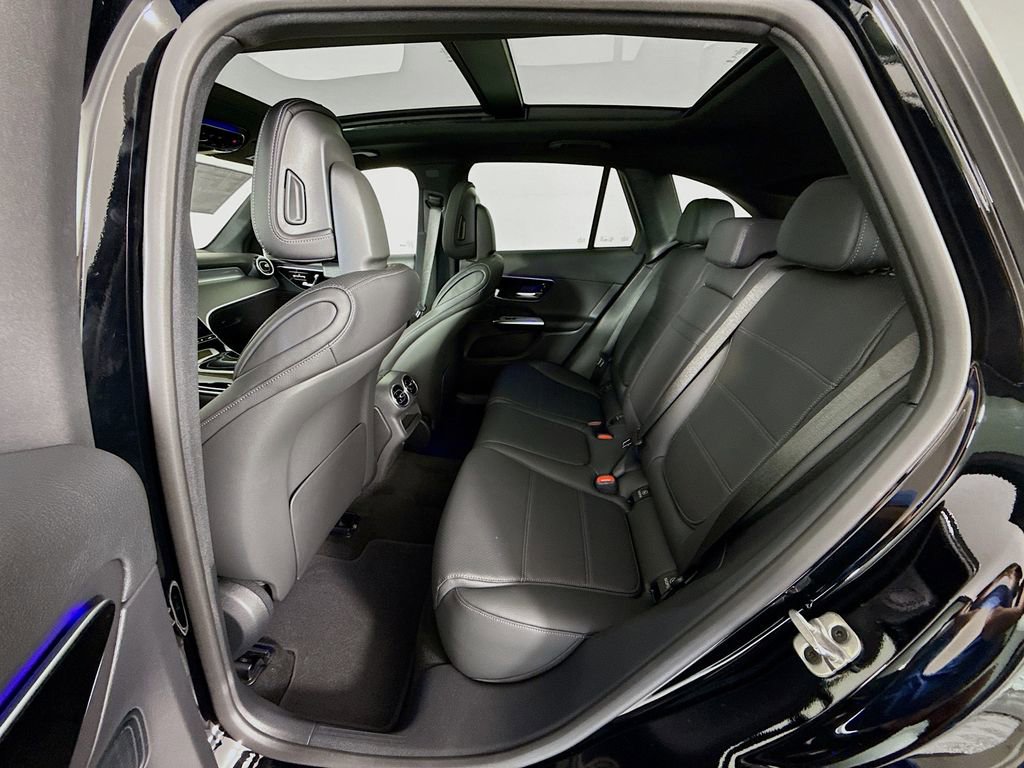 Used 2026 Mercedes-Benz GLC 300 4MATIC image 25