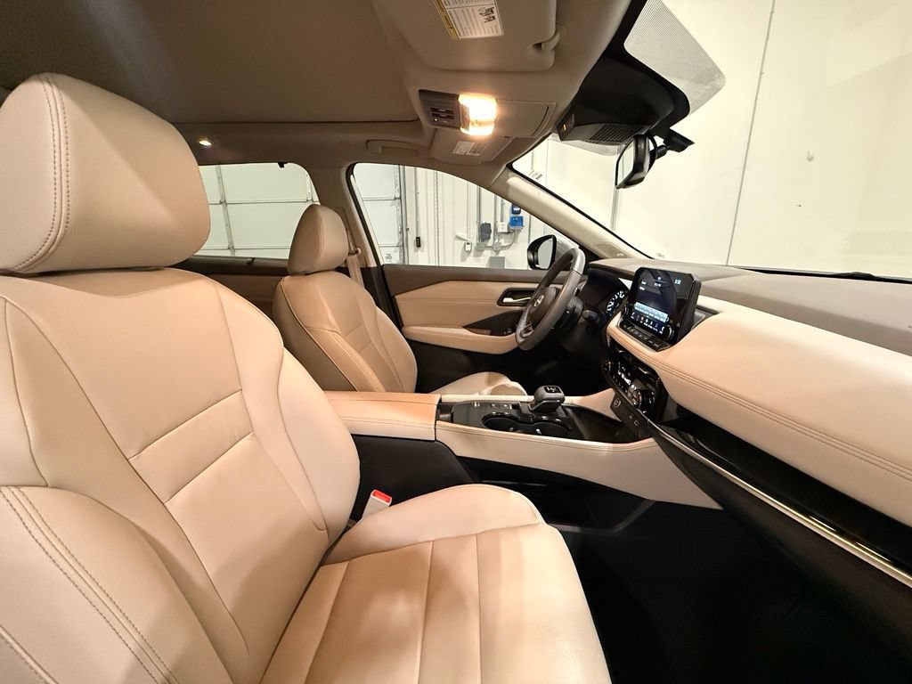 Used 2023 Nissan Rogue SL w/ SL Premium Package FWD image 33