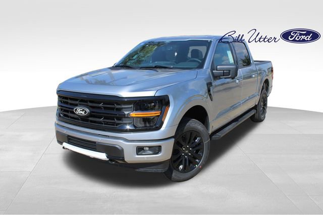 New 2025 Ford F150 XLT w/ Equipment Group 302A MID