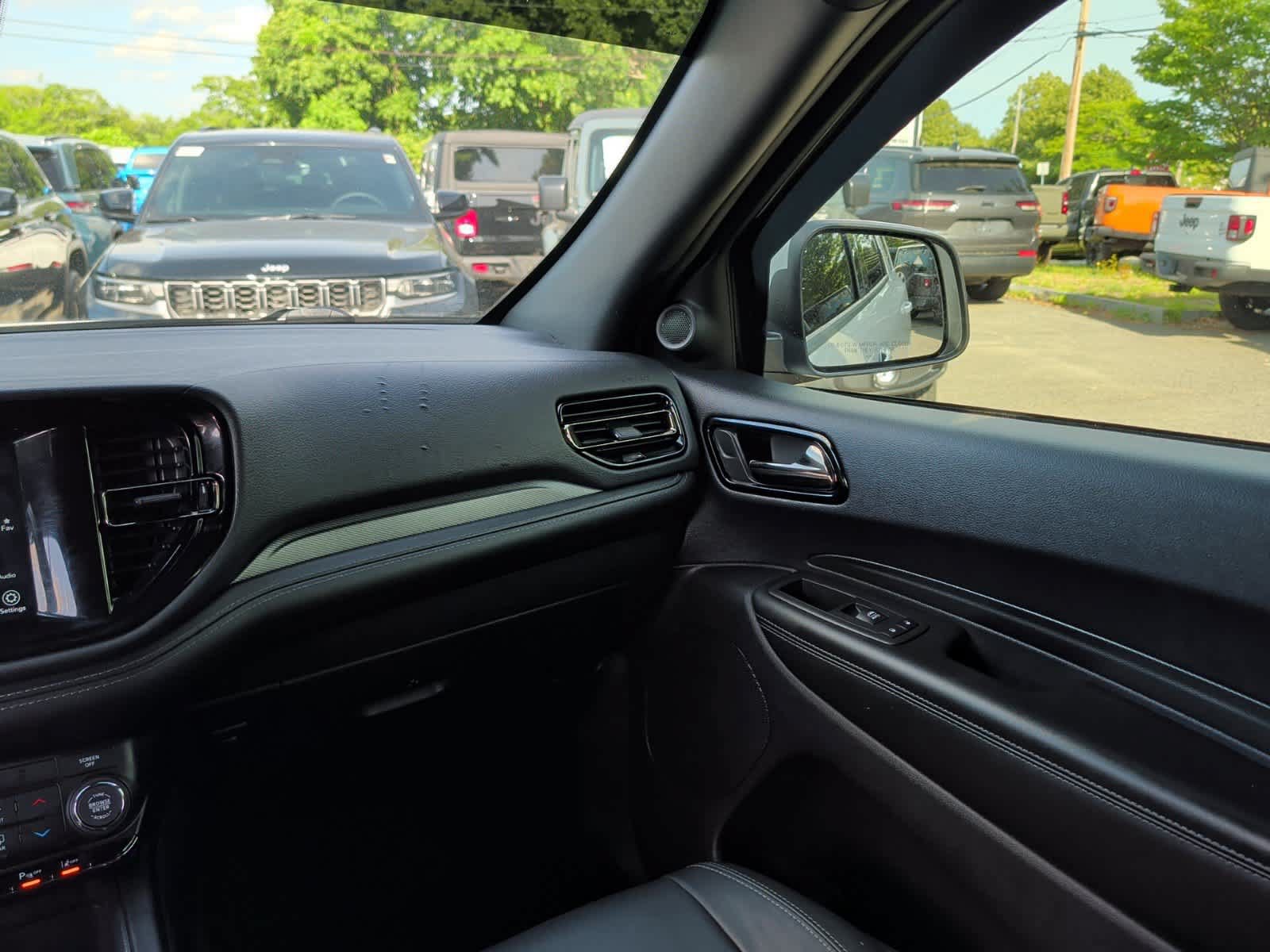 Used 2022 Dodge Durango GT AWD/4WD image 32