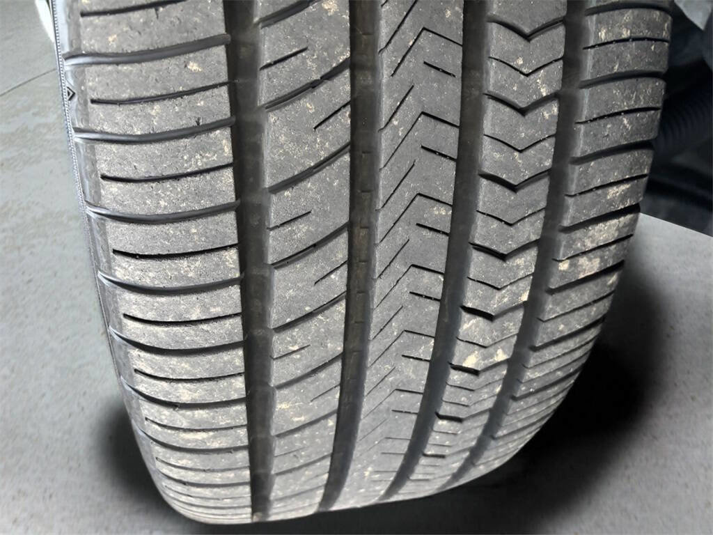 Used 2011 Lincoln MKS AWD w/ 201A Rapid Spec Order Code image 22