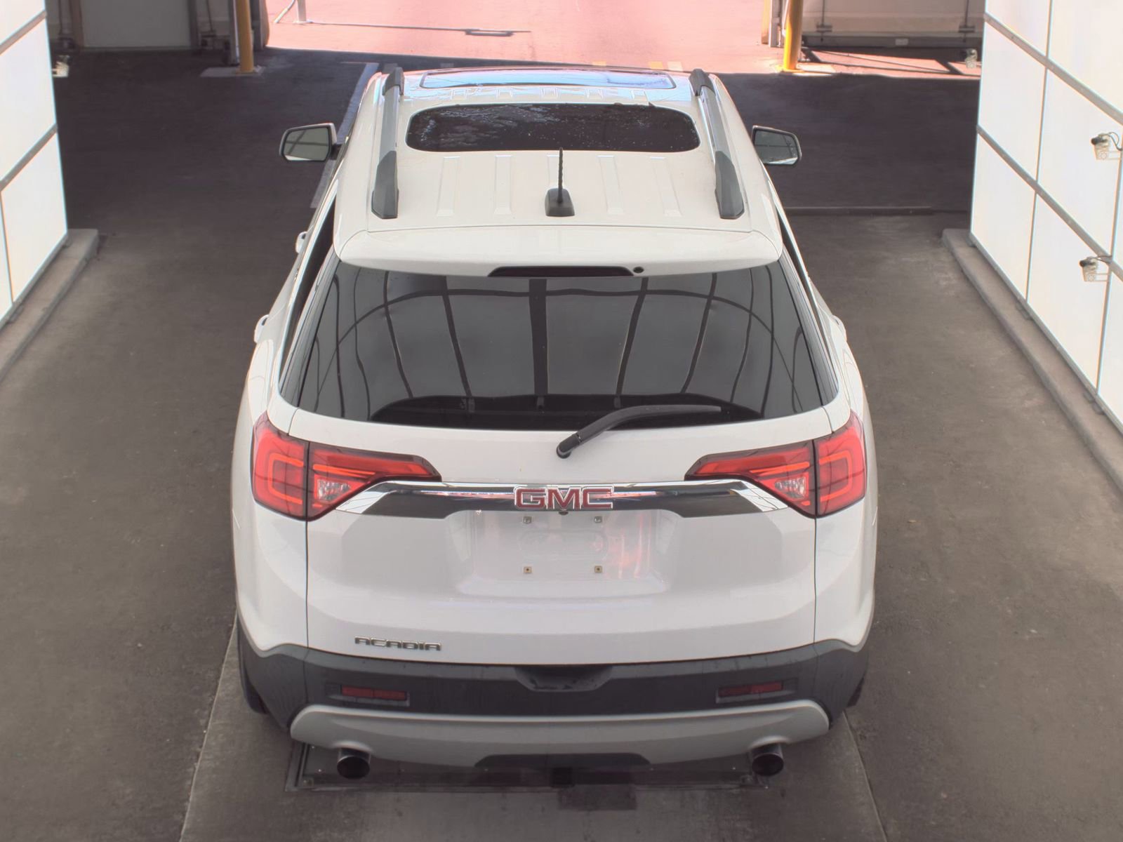 Used 2017 GMC Acadia SLT image 8