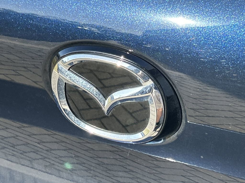 Used 2021 MAZDA MAZDA3 s image 9