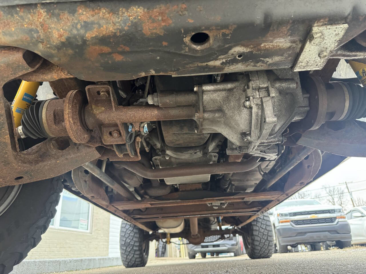 Used 1996 GMC Suburban 4WD image 22