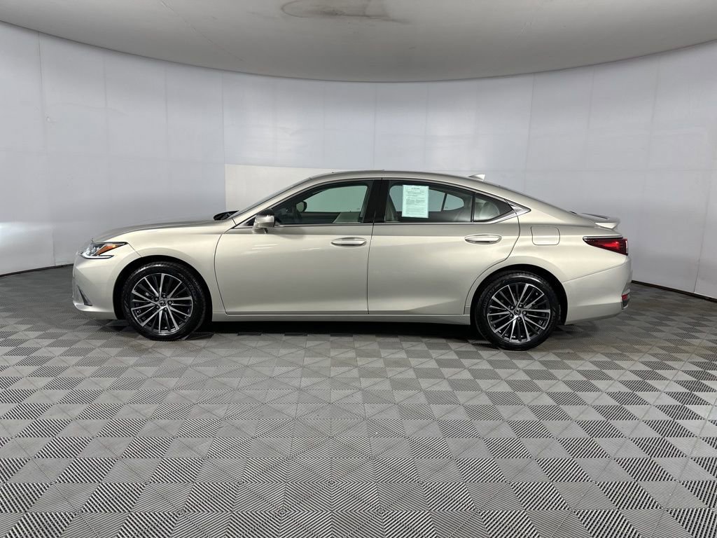 Used 2023 Lexus ES 250 w/ Premium Package AWD/4WD image 7