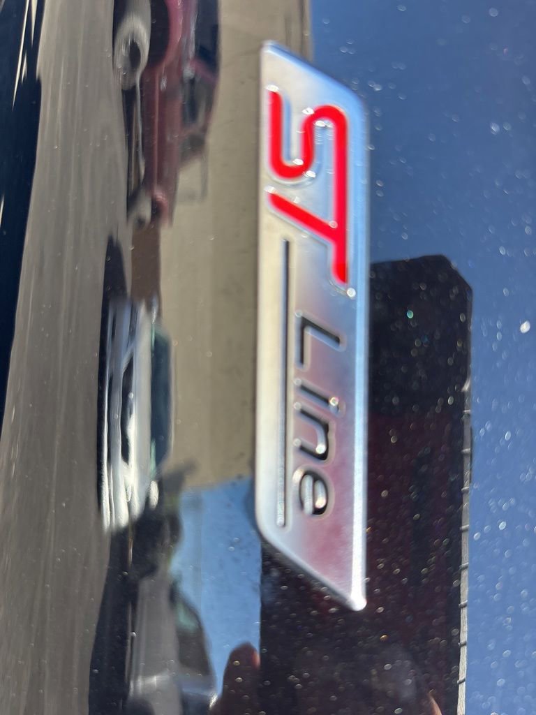 Used 2022 Ford Explorer ST-Line AWD/4WD image 33