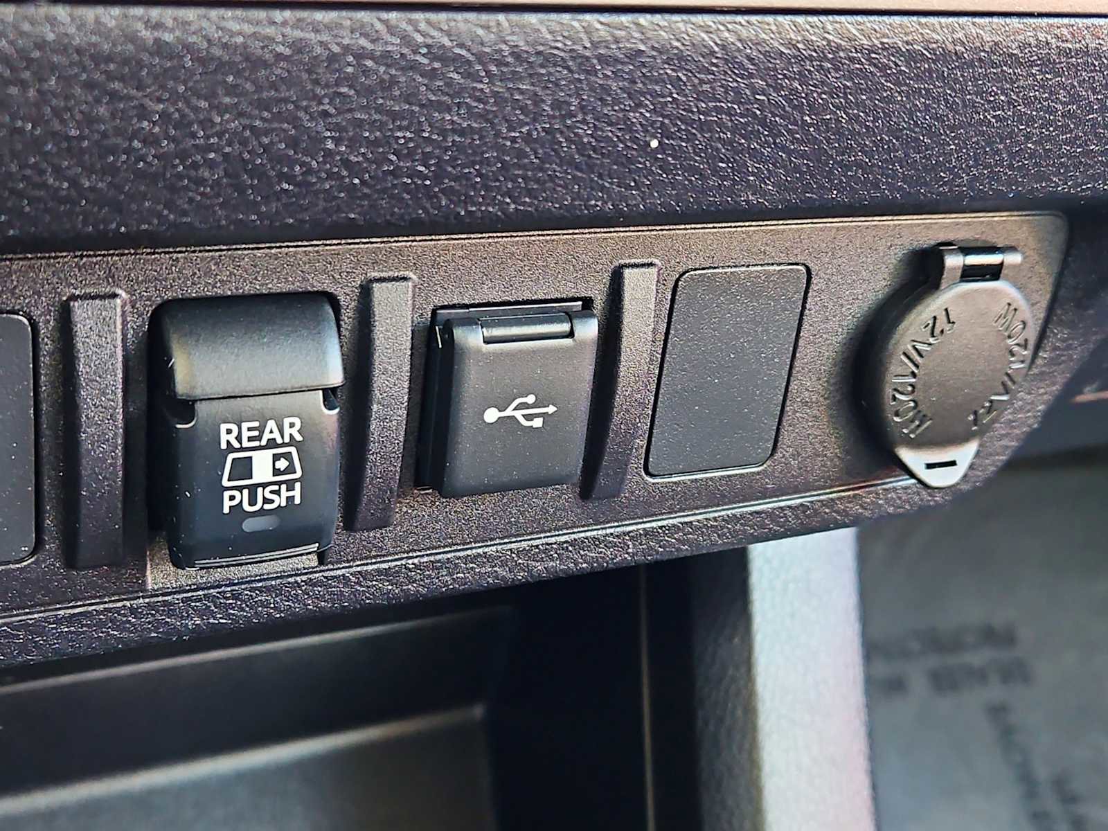 Used 2021 Toyota Tacoma SR5 image 17