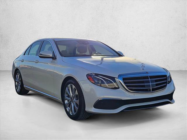 Used 2019 Mercedes-Benz E 300 image 3