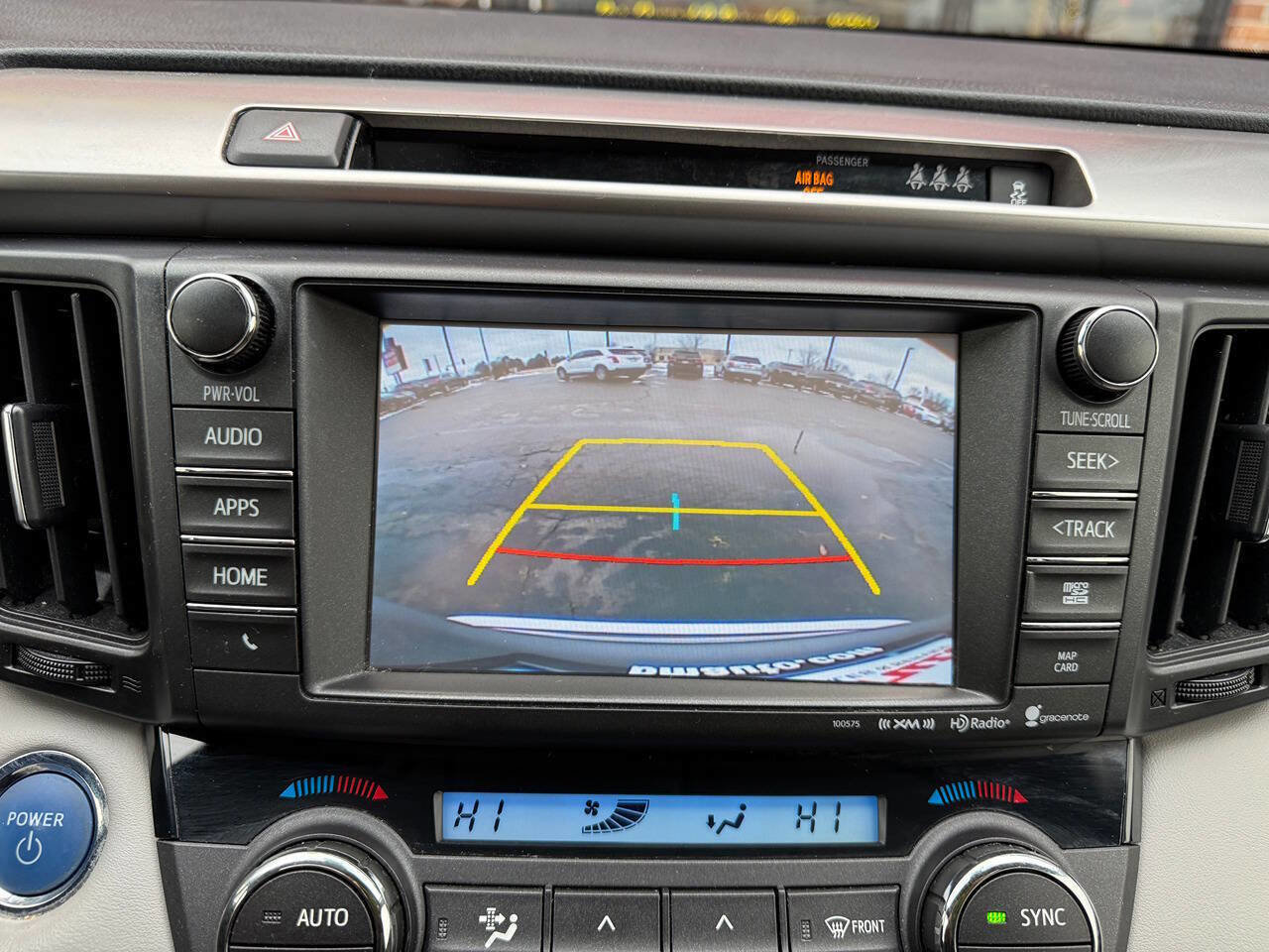 Used 2017 Toyota RAV4 Limited image 15